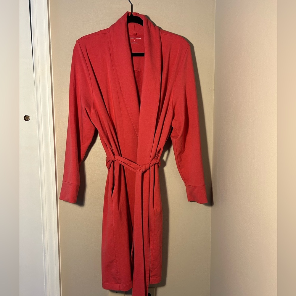 UNIVERSAL STANDARD REDDISH PINK RACHELE LOUNGE ROBE (color is no longer sold).